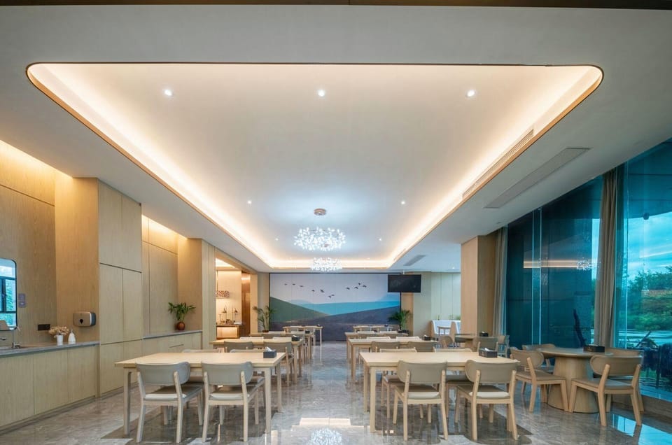 Shangpin Garden Hotel (Hefei Railway Station Ecological Park Branch) Hotel in Jiangsu