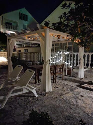 Diklo beach apartments Robert & Renata Hotel in Zadar