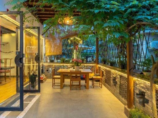 Hangzhou Lishan Homestay (Xihu Scenic Area Lingyin) Hotel in Hangzhou