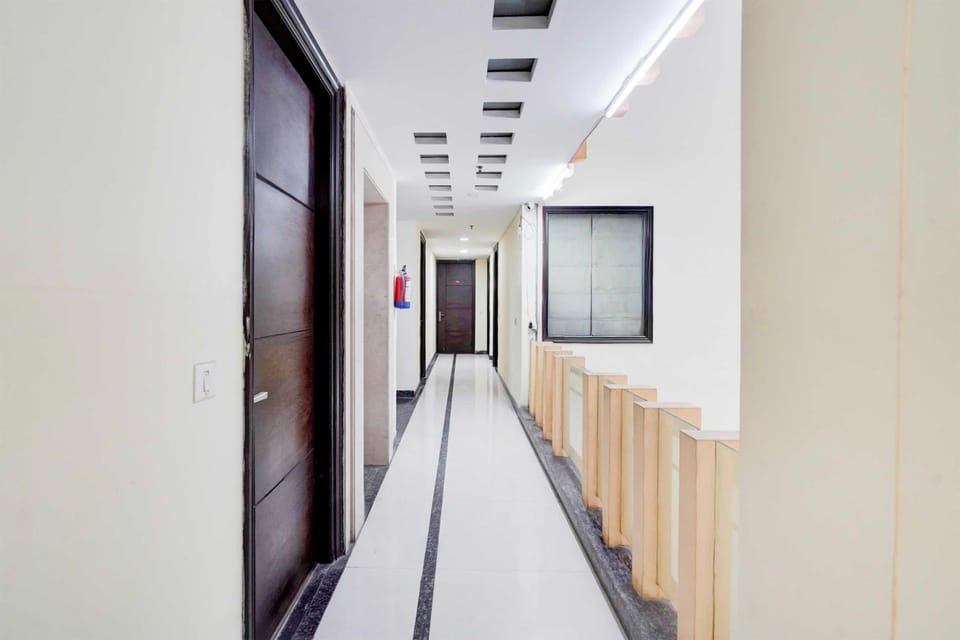 Townhouse Oak Sector 51 Noida Hotel in Noida