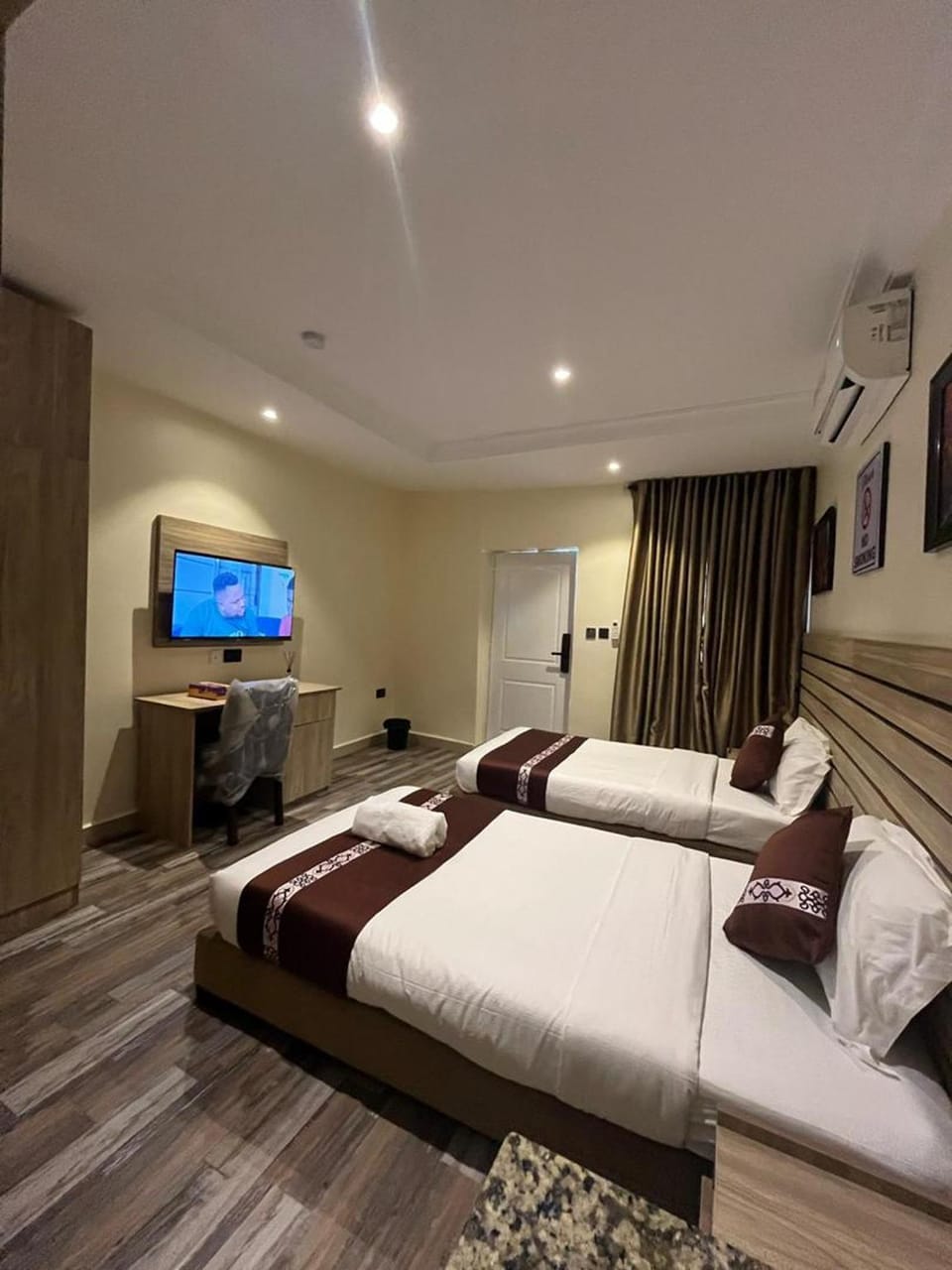 Moz One Apartments Hotel in Abuja