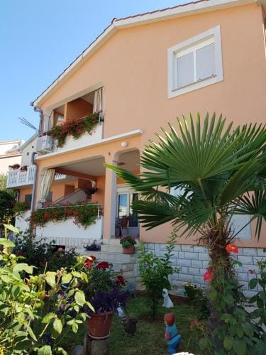 Studio Apartment Lili Hotel in Zadar