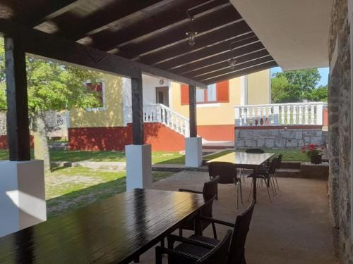 Kuca za odmor Dolovi Hotel in Šibenik-Knin County, Croatia
