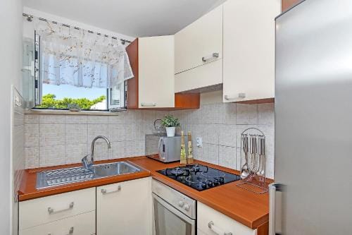 Apartment Neven Hotel in Makarska
