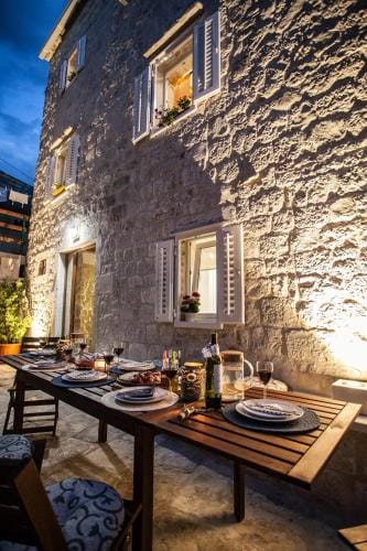 Villa Lucia Hotel in Trogir