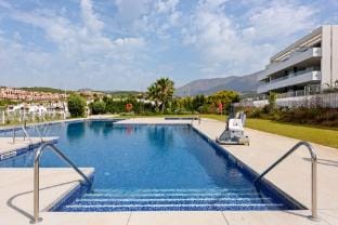 Azahar de Estepona  Hotel in Costa del Sol