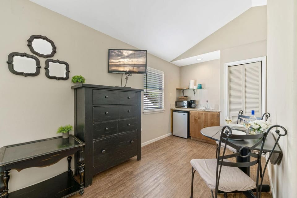 Blanco Riverside Cottages Hotel in Blanco