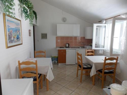 Barbat 730 Hotel in Lika-Senj County