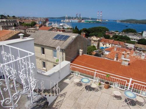Emma's rooms B&B Hotel in Pula