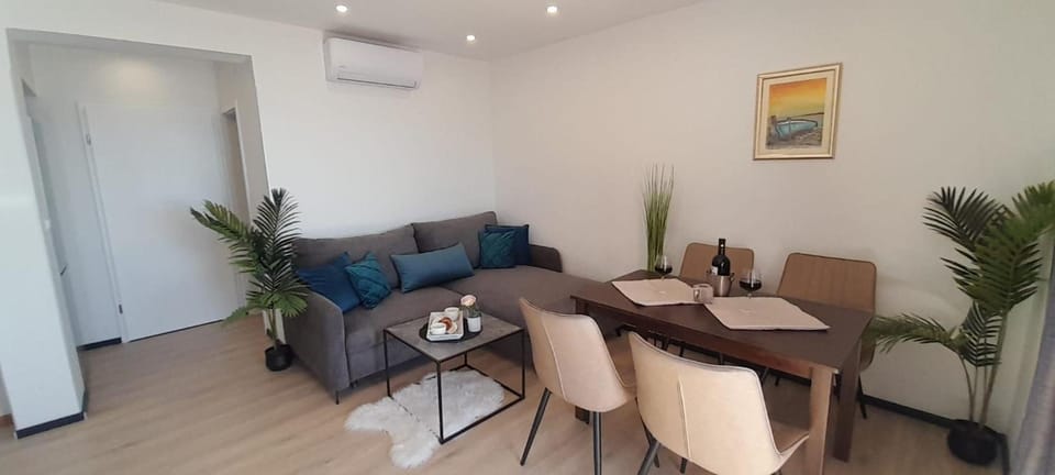 Apartments San Paulo Hotel in Split-Dalmatia County