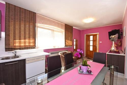 Apartments and Rooms Branka Hotel in Novigrad