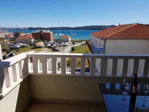 Apartmani MARELLA Hotel in Šibenik-Knin County, Croatia