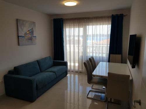 Apartmani MARELLA Hotel in Šibenik-Knin County, Croatia