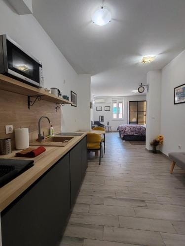Faveria Apartments Amphitheater with FREE Parking Hotel in Pula