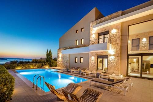 GM Villas - Villa Karga & Villa Nova Hotel in Almyrida