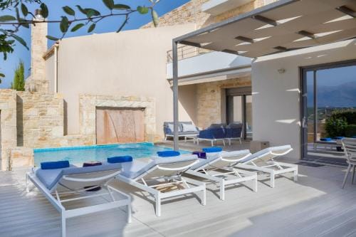 GM Villas - Villa Karga & Villa Nova Hotel in Almyrida