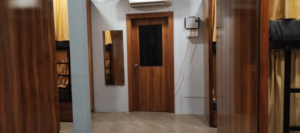Hotel Le West Near Exhibition Center Hotel in Mumbai