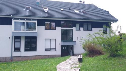 Rooms IVKA Hotel in Jezerce