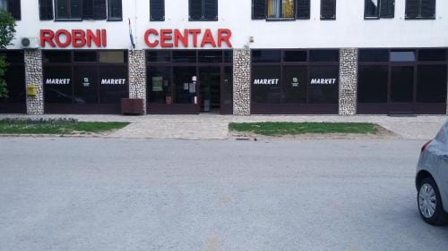Rooms IVKA Hotel in Jezerce