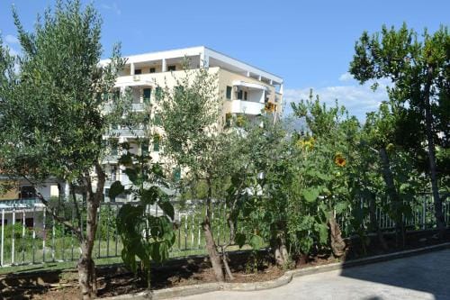 Sunflower Hotel in Split