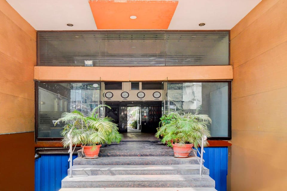 Townhouse Oak Narayanaguda Metro Station Hotel Anshu Grand Hotel in Hyderabad