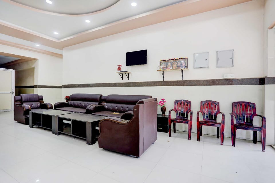 Collection O Kurnool Bus Stand RR Residency Hotel in Andhra Pradesh