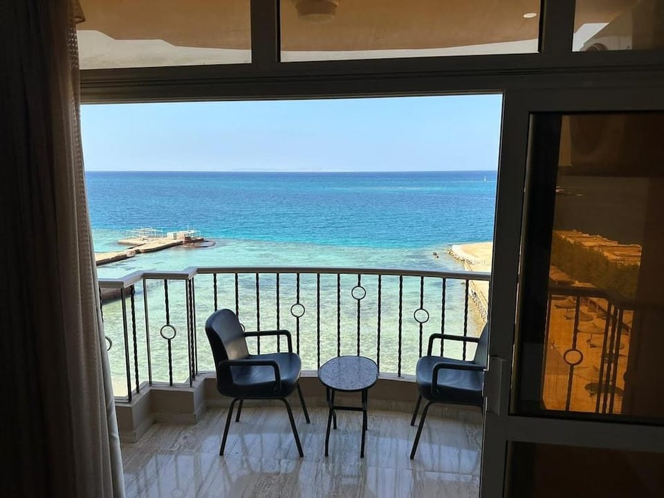 moon beach resort Hotel in Hurghada