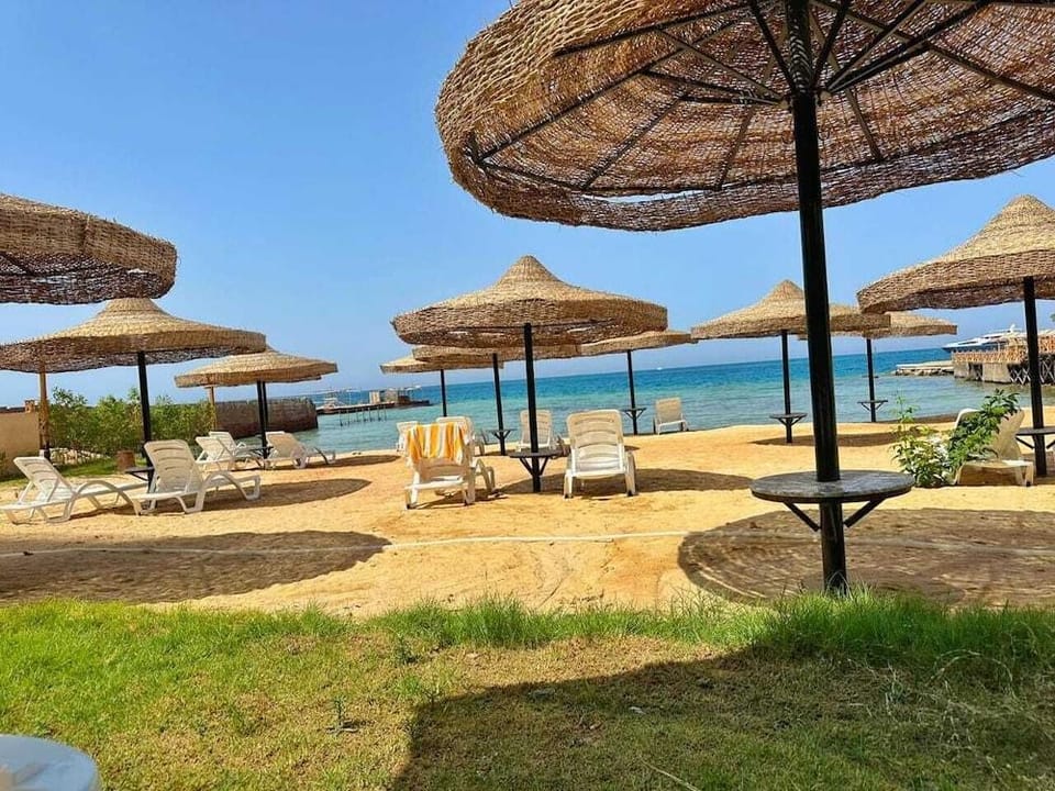 moon beach resort Hotel in Hurghada