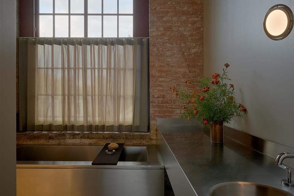Pocketbook Hotel and Baths Hotel in Hudson
