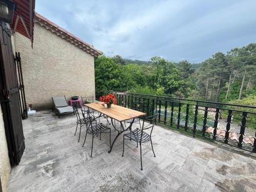 Le Chant des Pins en Cevennes Hotel in Auvergne-Rhône-Alpes