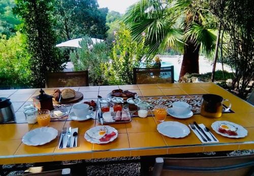 La Farigoulette Hotel in Lorgues