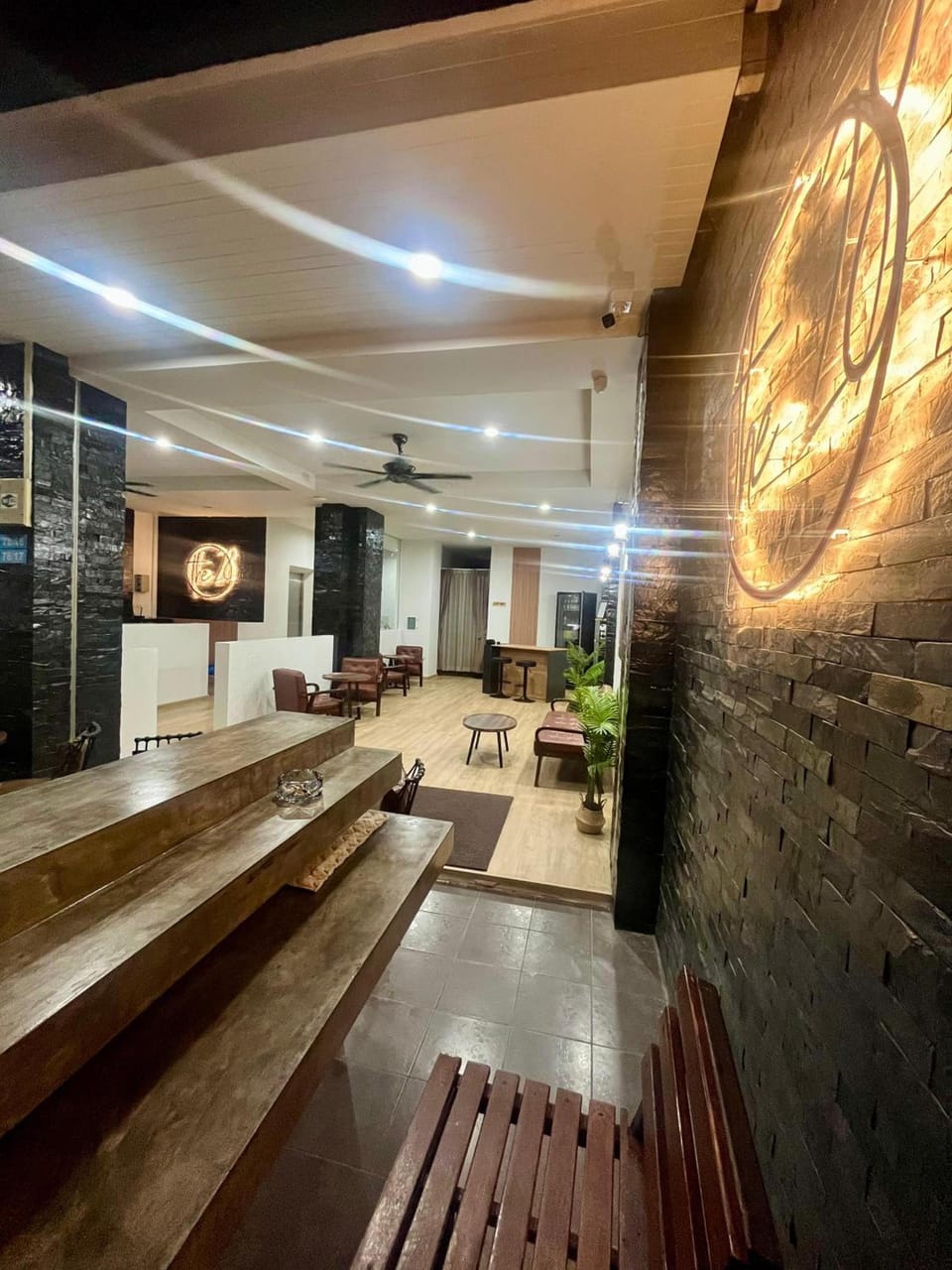 28 Boutique Hotel - Newly Renovated Hotel in Patong