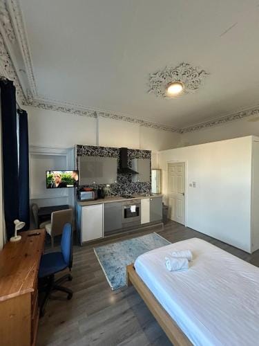 Glasgow South Studios Hotel in Glasgow