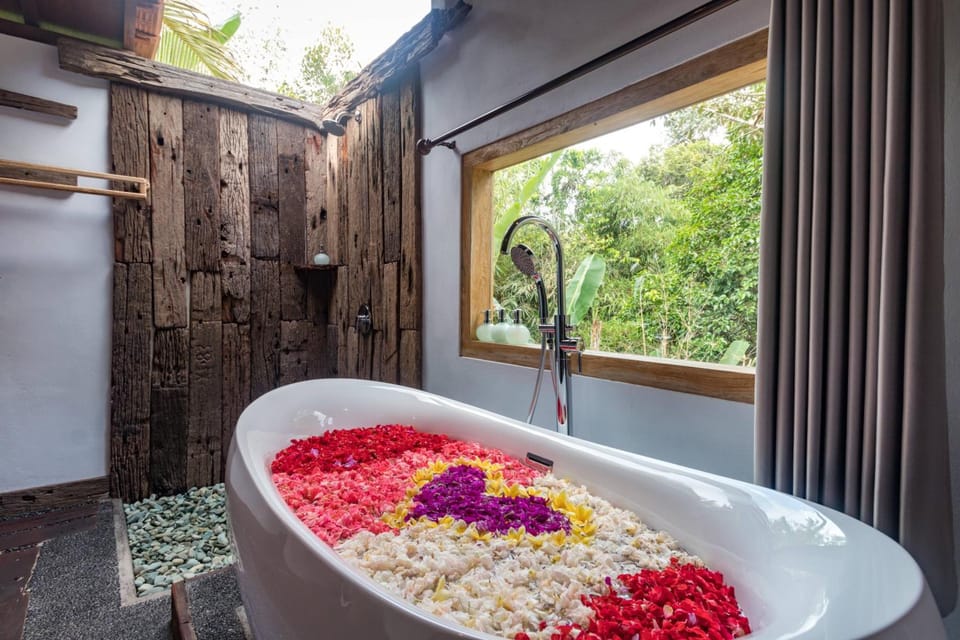 Be Bali Hut Farm Stay Hotel in Abiansemal