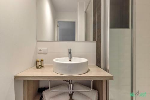 Louis Vicat 1 - CI - Appartement for 4 - Parc Expo P de Versailles Hotel in Vanves