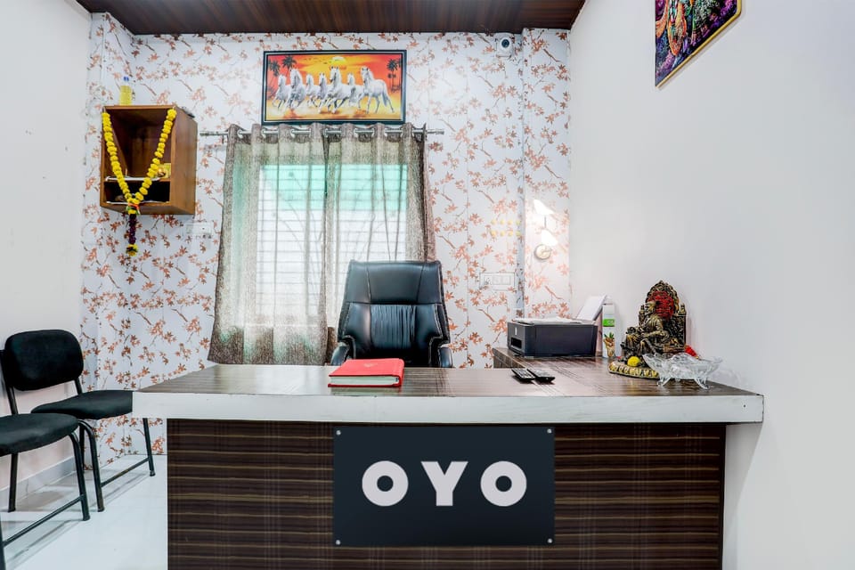 HOTEL O SKYLITE Vhirgaon Hotel in Maharashtra