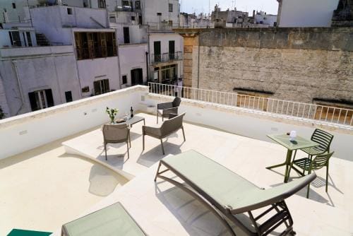 Palazzo Sozzi Luxury - ANTICO SPLENDORE nel CUORE di OSTUNI Hotel in Ostuni