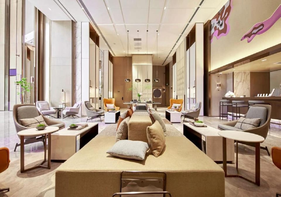 Shanghai Elong Hotel by the bund and Nanjing road Pedestrian street Hotel in Shanghai
