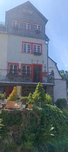 Haus Ferdinand Hotel in Monschau