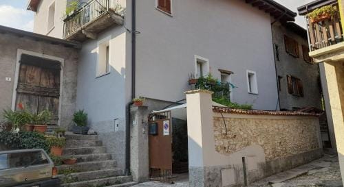 BnB Tana del Gufo Hotel in Province of Lecco