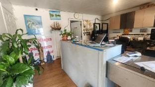 OYO Bay Inn Hotel in San Leon