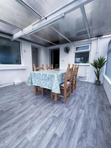 Thornleigh Guest House - Free ON STREET Parking Hotel in Bowness-on-Windermere