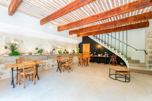 Mas Saint Louis Hotel in Avignon