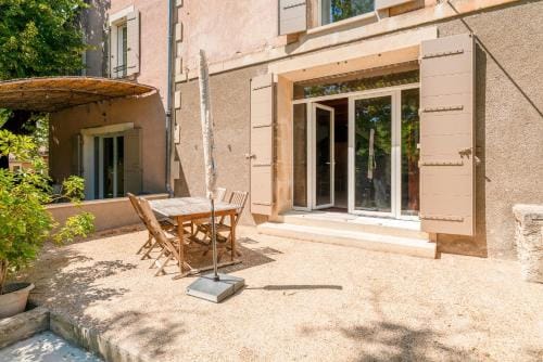 Mas Saint Louis Hotel in Avignon