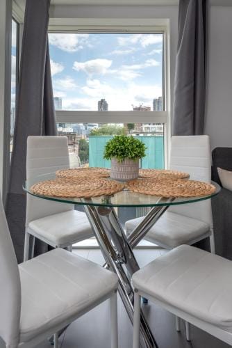 Old Street Gem - Modern Apartment Hotel in London Borough of Islington