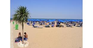 Beautifully renovated flat with shared pool Hotel in Rosolina Mare