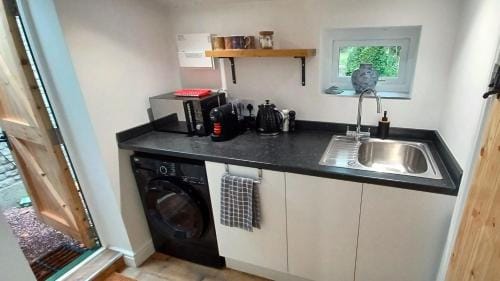 Woodford Suite Hotel in Wychavon District