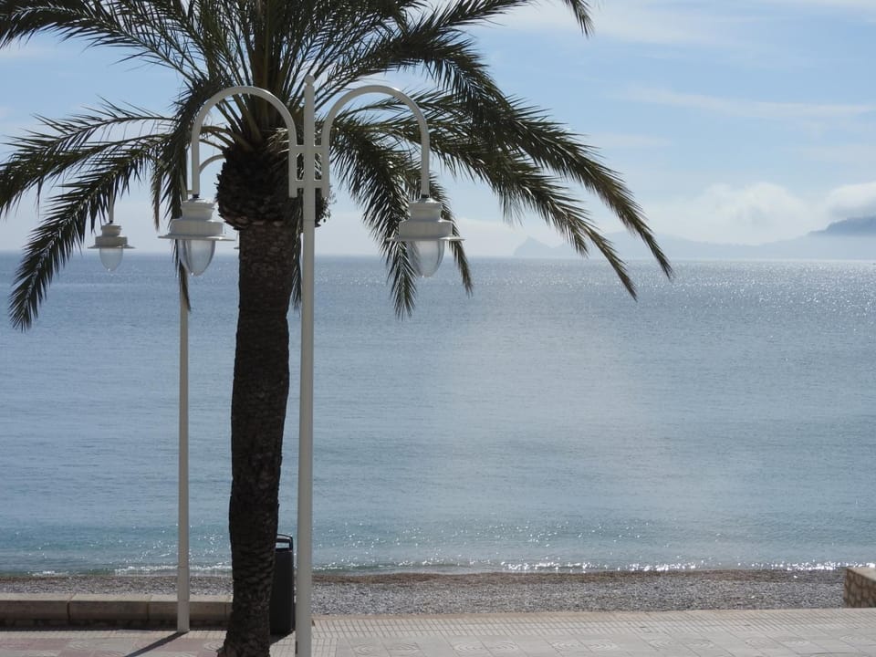 The Beach House Studios & Suites Hotel in Xàbia