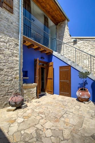 Kallistheni - Stylish Studio Apartments in Lefkara Hotel in Larnaca District