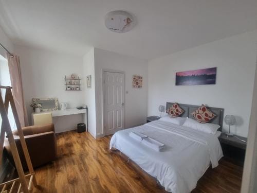 Comfy Rooms Close to Airport Hotel in Norwich